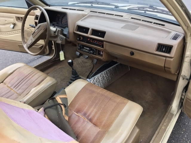 1984 Nissan Sentra Deluxe - photo 11