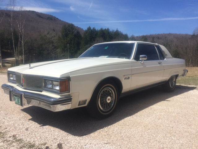 1984 Oldsmobile Ninety-Eight Regency - photo 2