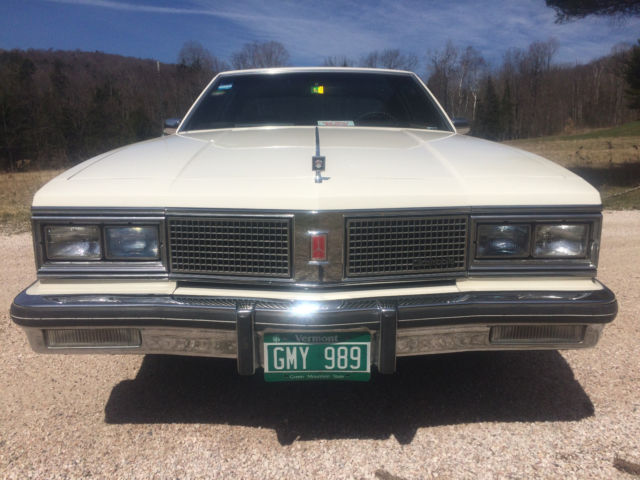 1984 Oldsmobile Ninety-Eight Regency - photo 3