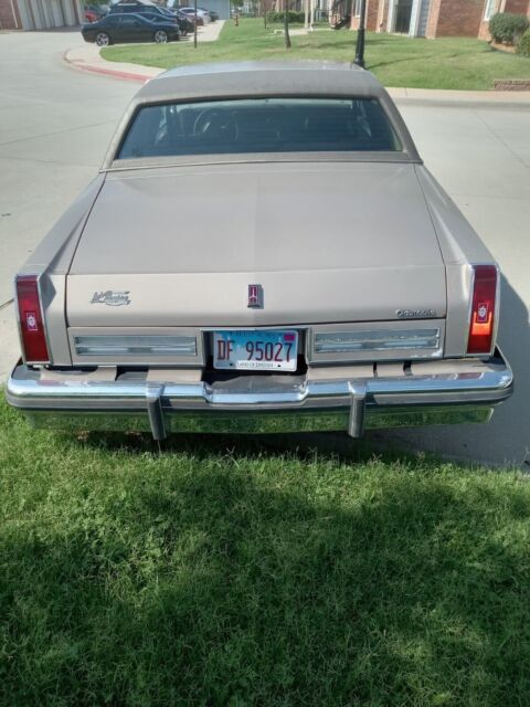 1984 Oldsmobile 98 - photo 2