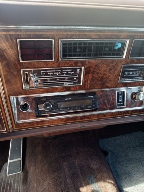 1984 Oldsmobile 98 - photo 4