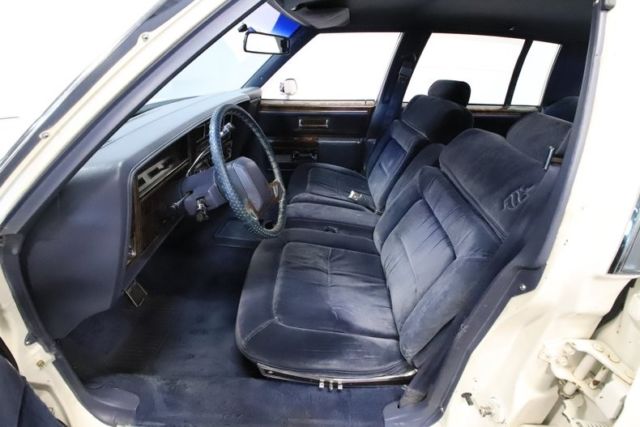 1984 Oldsmobile Ninety-Eight Regency Brougham - photo 5