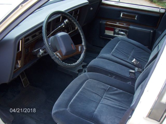 1984 Oldsmobile Ninety-Eight Brougham - photo 7