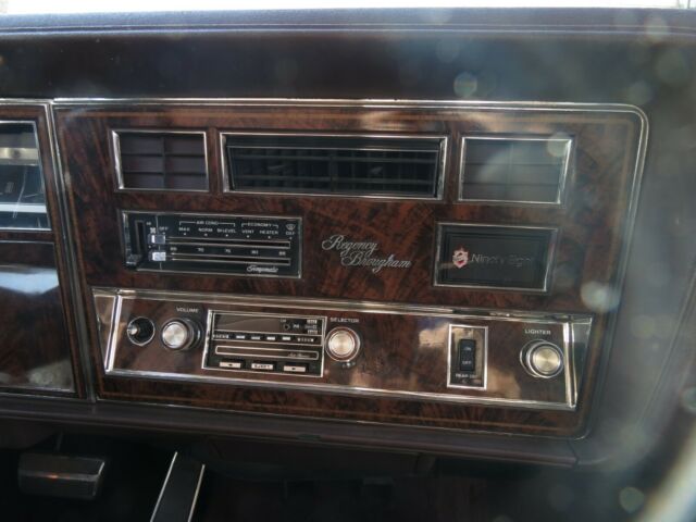 1984 Oldsmobile Ninety-Eight 98 REGENCY BROUGHAM - photo 11