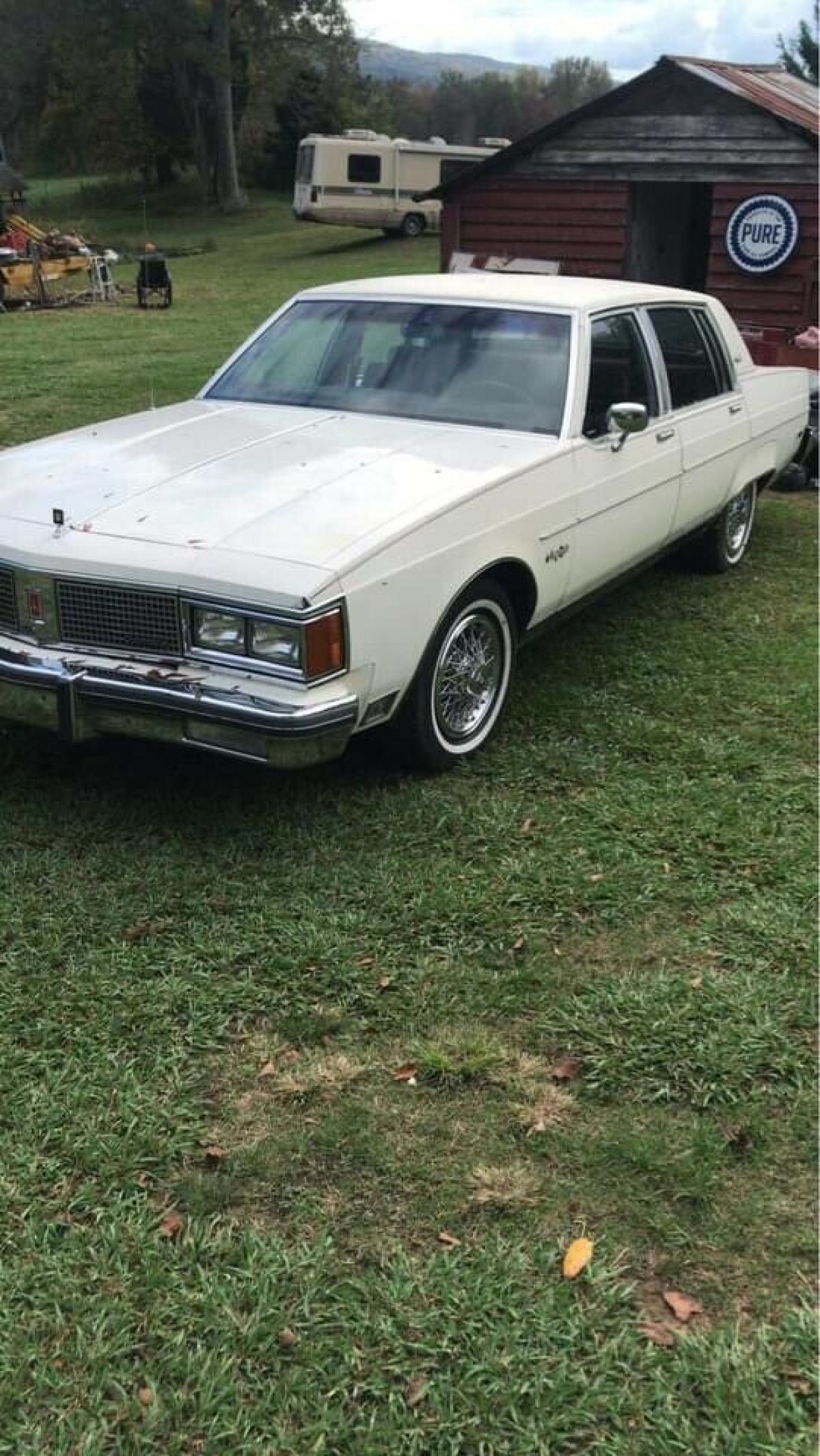 1984 Oldsmobile 98 REGENCY BROUGHAM