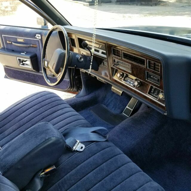 1984 Oldsmobile Custom Cruiser - photo 12