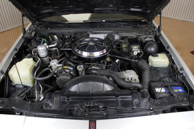 1984 Oldsmobile Cutlass Calais - photo 5