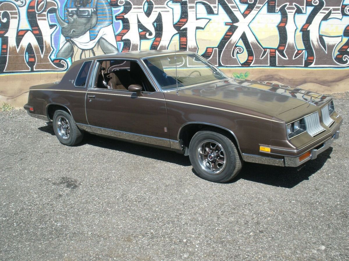 1984 Oldsmobile Cutlass Sport - photo 2