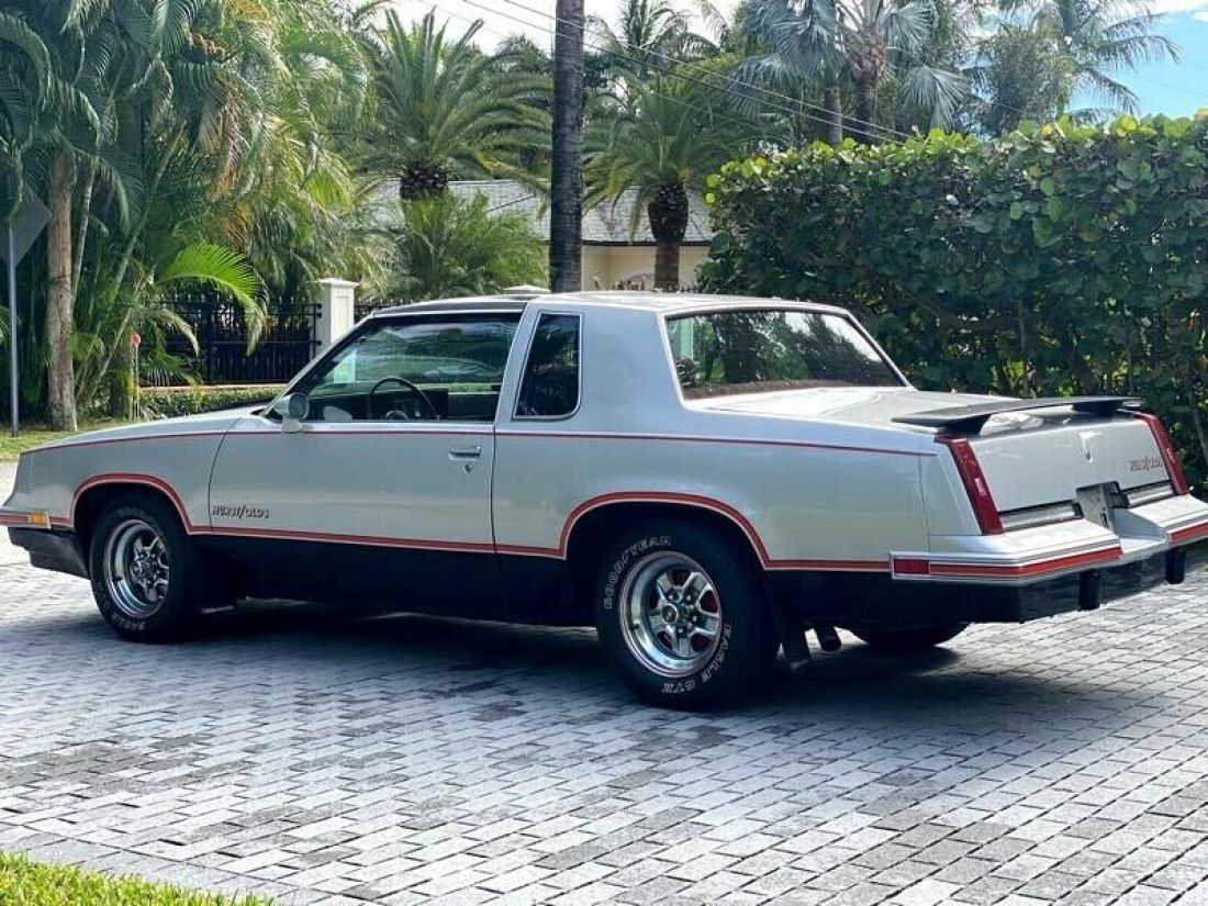 1984 Oldsmobile Cutlass Hurst - photo 9