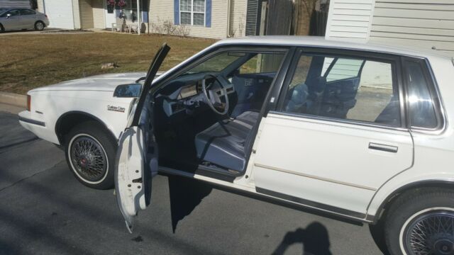 1984 Oldsmobile Cutlass Ciera - photo 12