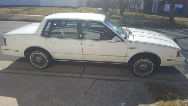 1984 Oldsmobile Cutlass Ciera - photo 8