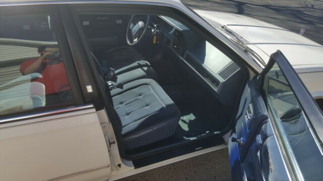 1984 Oldsmobile Cutlass Ciera - photo 9