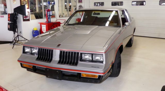 1984 Oldsmobile Cutlass Hurst/Olds - photo 4