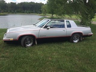 1984 Oldsmobile Cutlass Hurst/Olds-One of 3500 made Good driver quality 1984 Oldsmobile Cutlass Hurst Olds