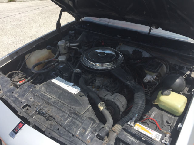 1984 Oldsmobile Cutlass Hurst Olds - photo 12