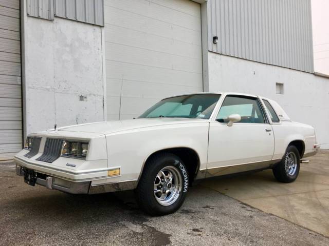 1984 Oldsmobile Cutlass SUPREME - photo 2