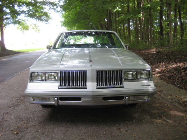 1984 Oldsmobile Cutlass Supreme - photo 5