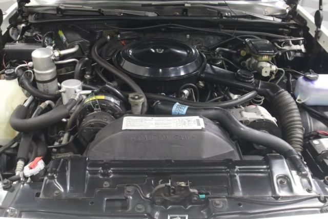 1984 Oldsmobile Cutlass Supreme - photo 4