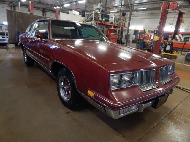 1984 Oldsmobile Cutlass Supreme T1241317 1984 Oldsmobile Cutlass