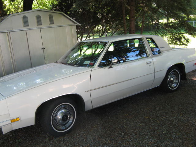 1984 Oldsmobile Cutless Supreme -2 door Coupe- 80K Original Owners- Running! 1984 Oldsmobile Cutlass 2 door coupe