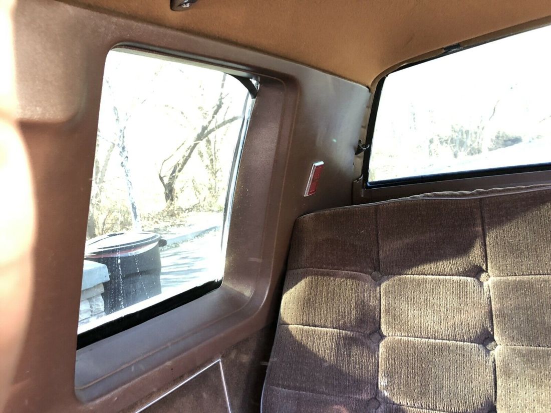 1984 Oldsmobile Delta 88 ROYALE BROUGHAM - photo 8