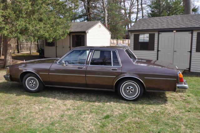 1984 Oldsmobile Delta 88, original owner 1984 Oldsmobile Eighty-Eight