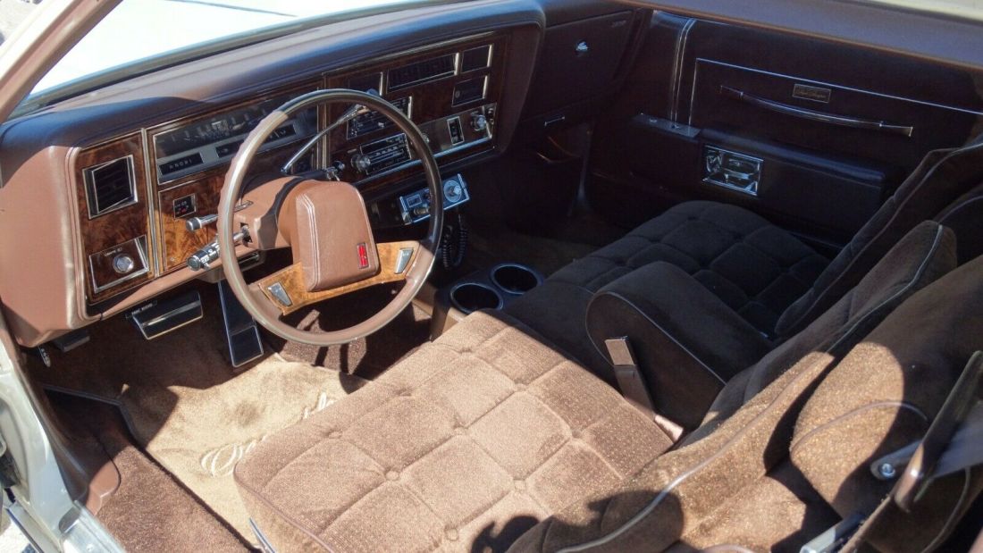 1984 Oldsmobile Eighty-Eight Royale Brougham - photo 12