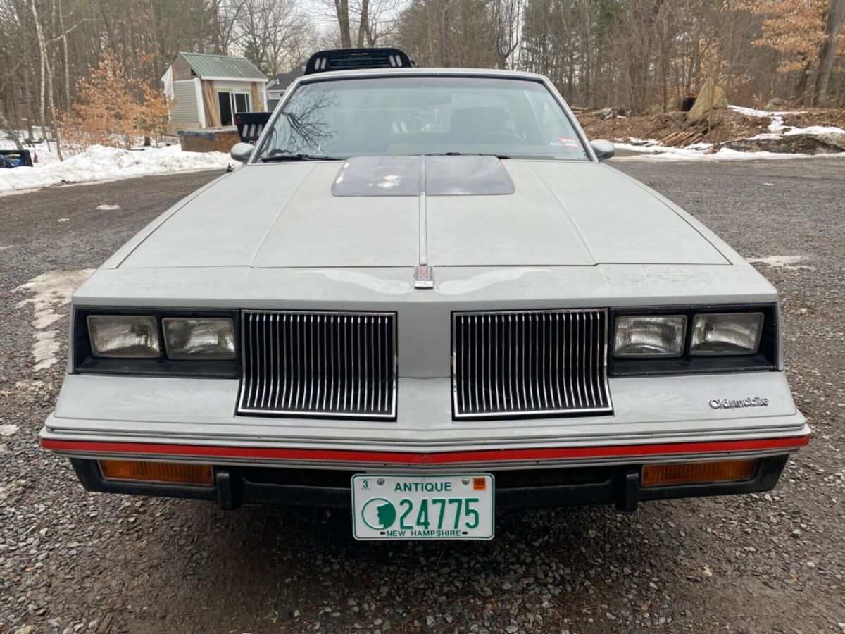 1984 Oldsmobile Hurst olds edition G body cutless 442 1984 Oldsmobile Cutlass Calais