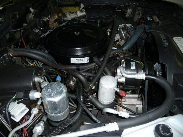 1984 Oldsmobile Ninety-Eight Regency Brougham - photo 13