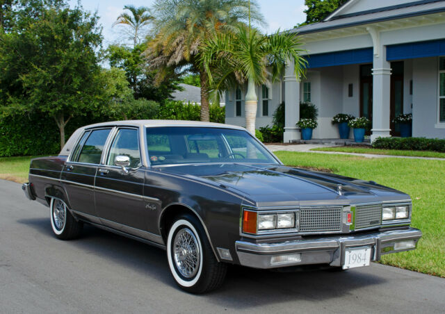 1984 Oldsmobile Ninety-Eight Regency Brougham - photo 6