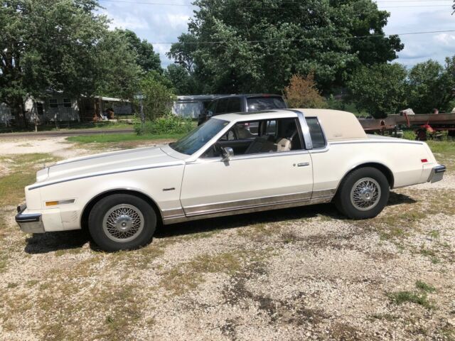 1984 Oldsmobile Toronado 2 door coupe 2 owner originaly California car 1984 Oldsmobile toronado coupe