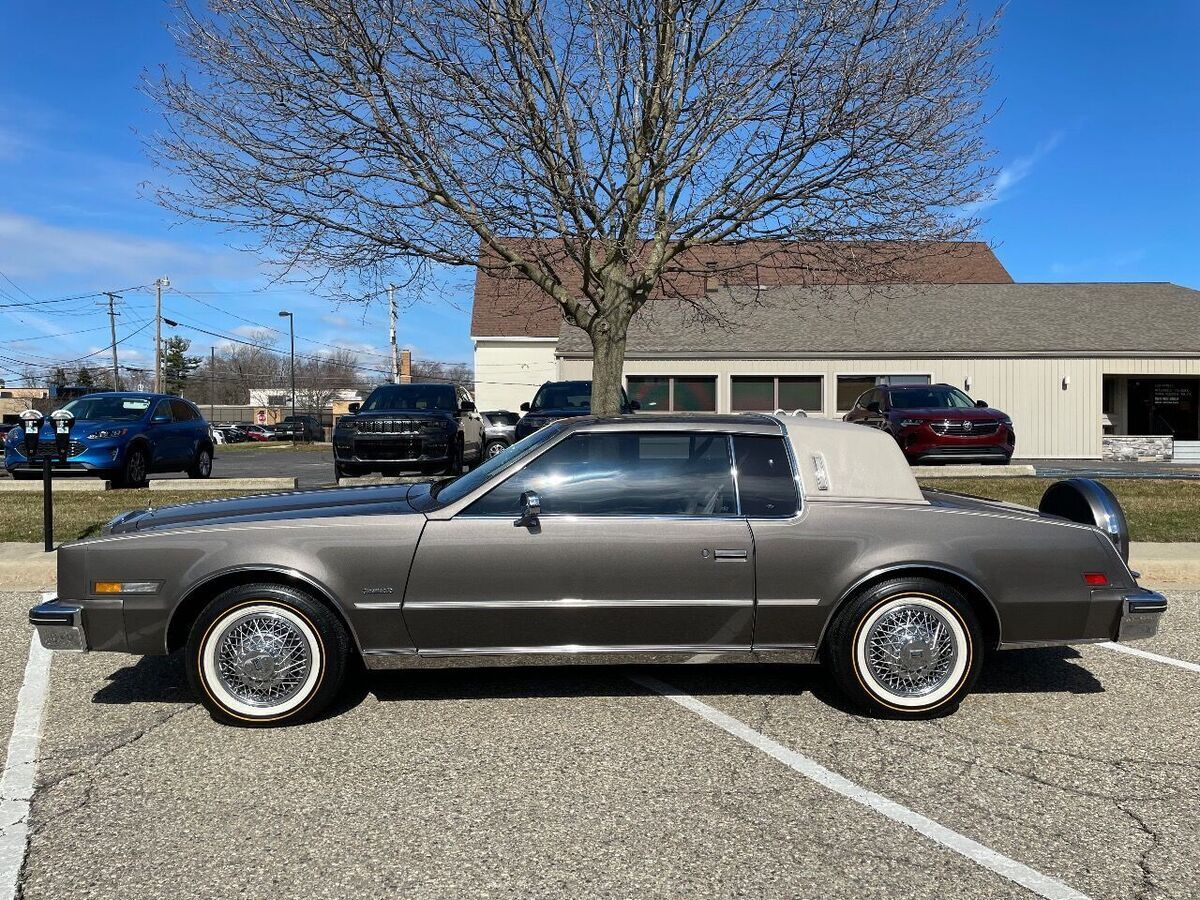 1984 Oldsmobile Toronado Brougham 2dr Coupe - photo 3