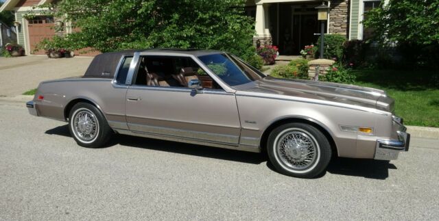 1984 Oldsmobile Toronado Brougham Caliente 1984 Oldsmobile Toronado Caliente