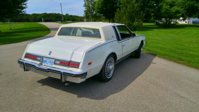 1984 Oldsmobile Toronado Caliente - photo 12