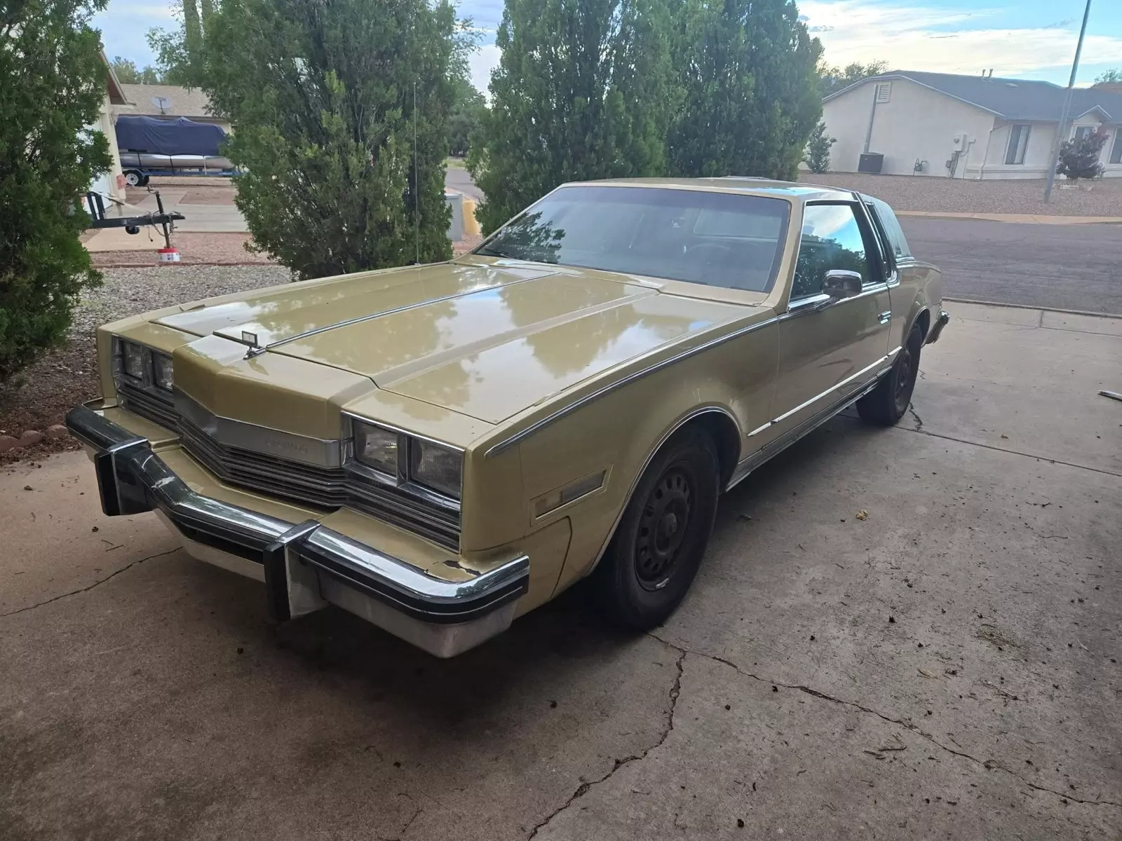 1984 Oldsmobile Toronado Coupe Yellow Caliente 1984 Oldsmobile Toronado Caliente