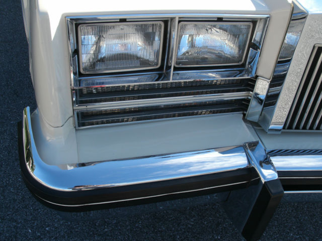 1984 Oldsmobile Toronado - photo 12