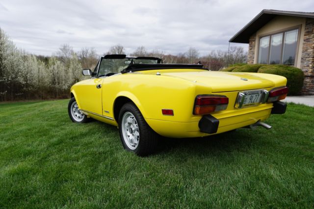 1984 Fiat 124 Spider - photo 13