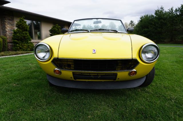 1984 Fiat 124 Spider - photo 4