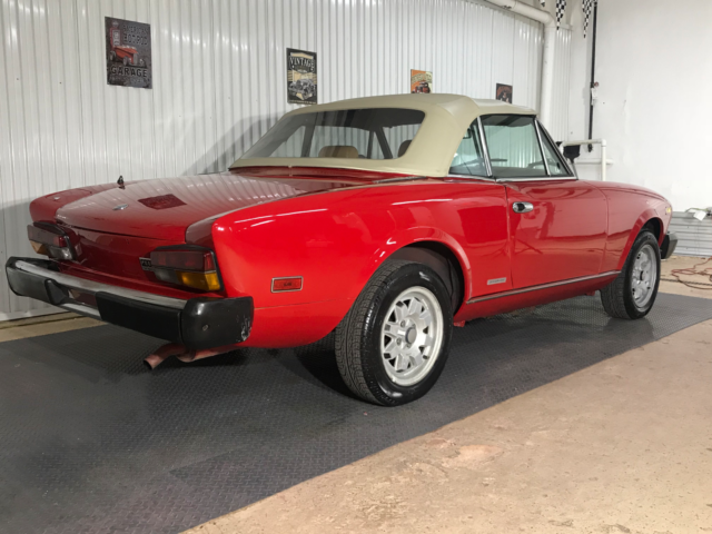 1984 Fiat 124 Spider Pininfarina Azzurra - photo 4