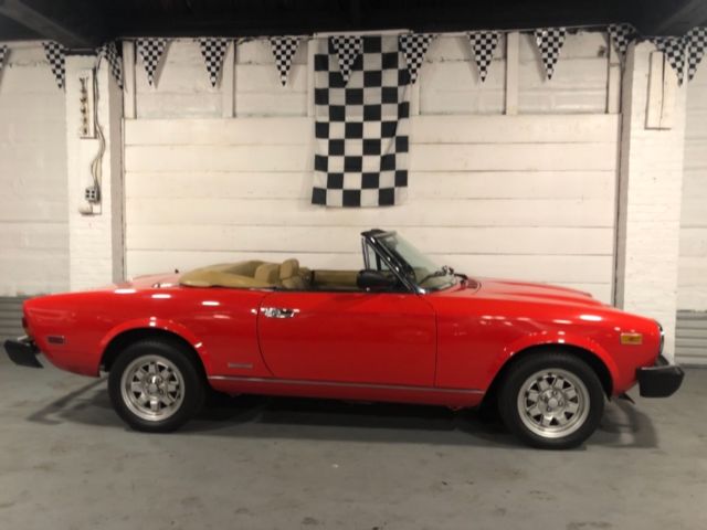 1984 Fiat 124 Spider Pinnfarina Azzurra - photo 6