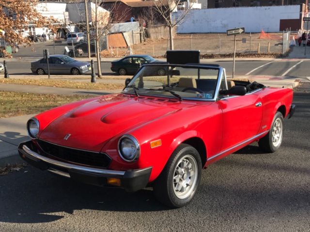 1984 Pinnfarina Azzurra 124 Fiat Spider (aka Spyder) 26K Miles! Mint Condition 1984 Fiat 124 Spider Pinnfarina Azzurra