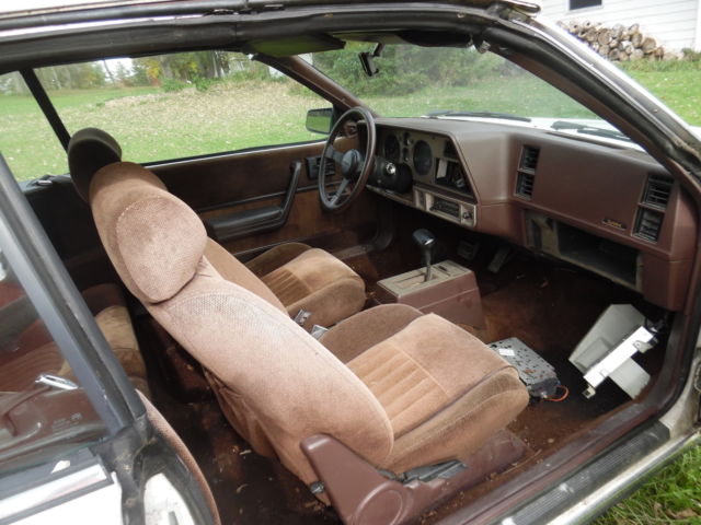 1984 Pontiac Sunbird - photo 5