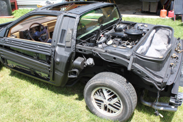 1984 Pontiac Fiero - photo 4