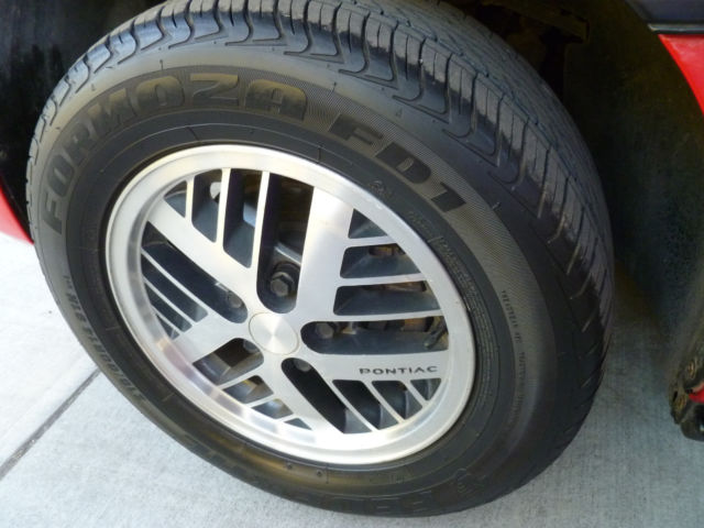 1984 Pontiac Fiero 2M4 SE - photo 8