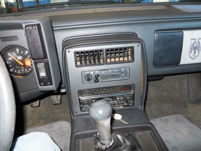 1984 Pontiac Fiero 2M4 - photo 6