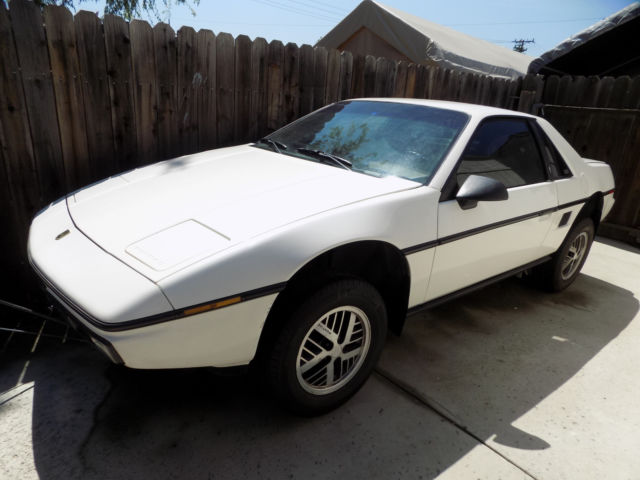 1984 Pontiac Fiero 2M4 SE VERY CLEAN 2nd Owner 1984 Pontiac Fiero SE