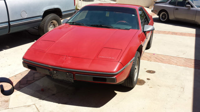 1984 Pontiac Fiero - photo 3