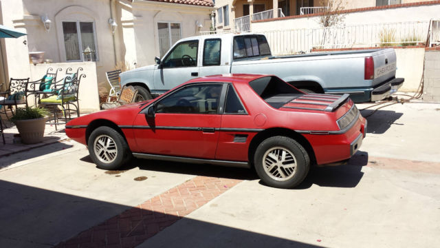 1984 Pontiac Fiero - photo 5