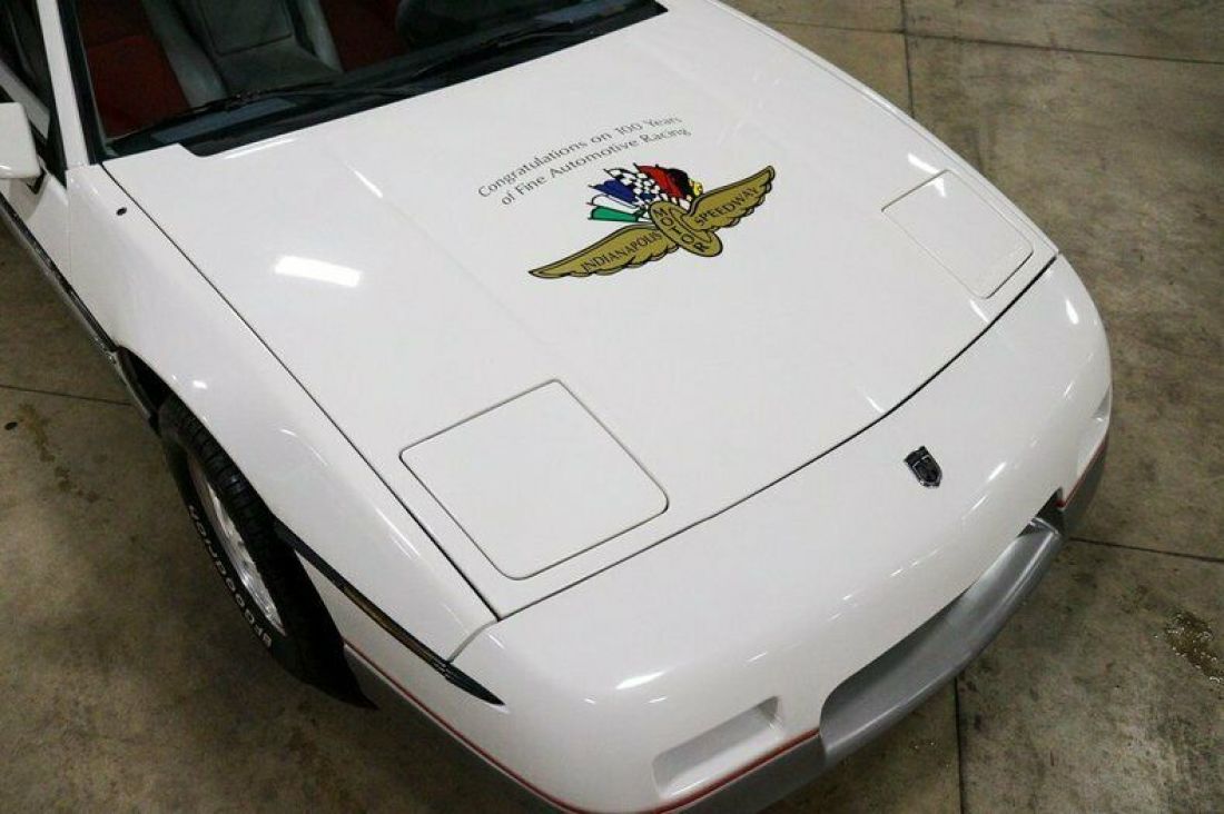 1984 Pontiac Fiero - photo 9