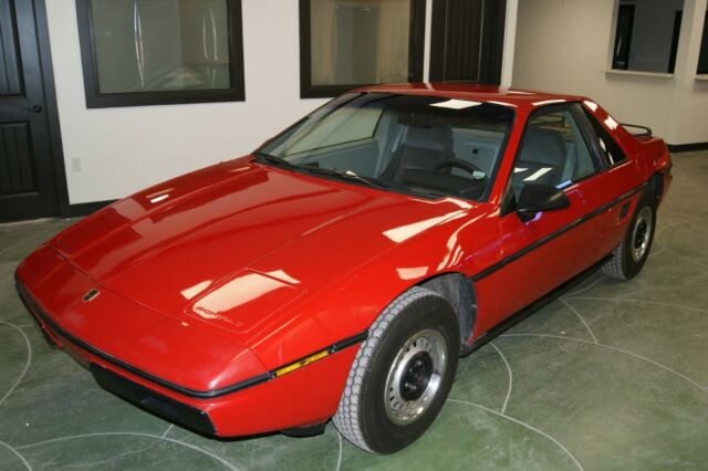 1984 Pontiac Other FIERO - photo 2